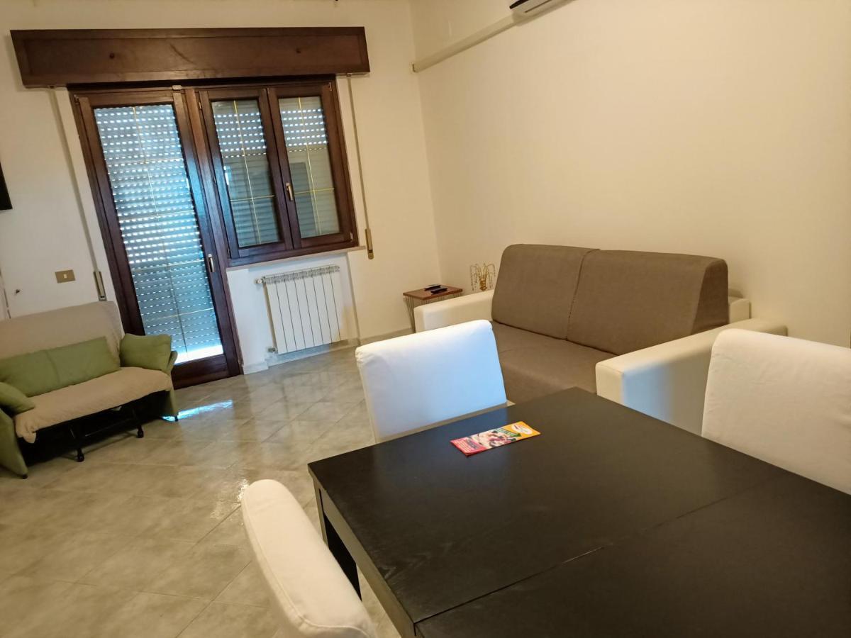 Modular King Suite - Intera Suite Vicino Aeroporto E Fiera Di Roma Fiumicino Eksteriør billede