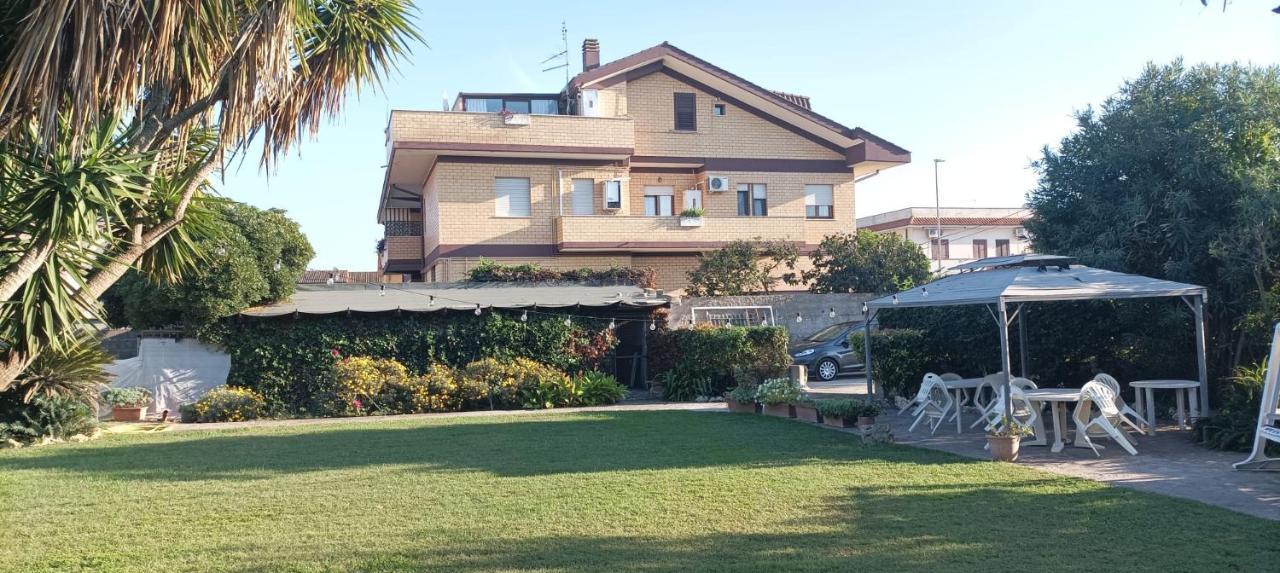 Modular King Suite - Intera Suite Vicino Aeroporto E Fiera Di Roma Fiumicino Eksteriør billede
