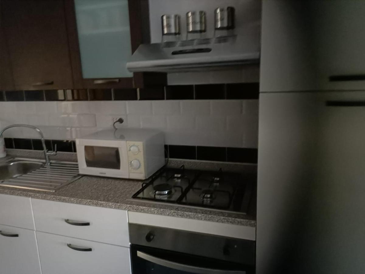 Modular King Suite - Intera Suite Vicino Aeroporto E Fiera Di Roma Fiumicino Eksteriør billede